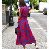Ružena - Elegantné šaty s výstrihom do V a modelujúcim strihom